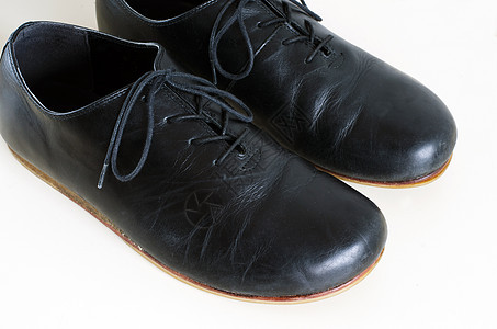 黑男子皮鞋黑色脚跟高跟鞋男人鞋类鞋带男性衣服蕾丝服饰图片