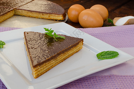 树蛋糕装饰风格艺术香草盘子奶油传统食物背景糕点图片