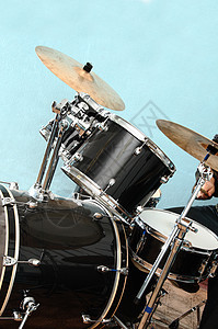 鼓和低音机娱乐岩石音乐工作室乐队乐器低音金属铙钹音乐会图片