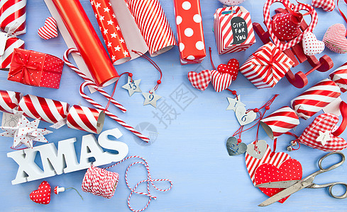 圣诞节包装礼物包装圆点礼品蓝色糖果手杖绳索丝带礼物盒红色贺卡图片