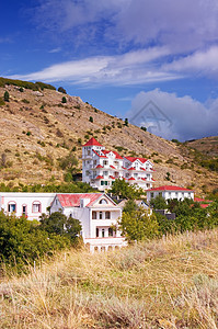 山上的房子旅行村庄假期环境场地花园小屋住宅天空农场图片