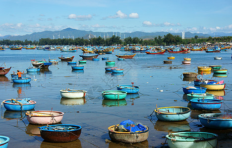大风景 亚洲国家 越南沙滩石头蓝色空气旅行渔村农村团体旅游茅草海滩图片