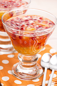 含柑橘水果的果冻糖浆果派对石榴盘子美食橙子甜点柠檬早餐果味图片