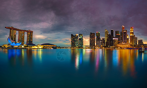 日落时新加坡天线城市建筑学车轮民众道路国家反射码头街道景观图片