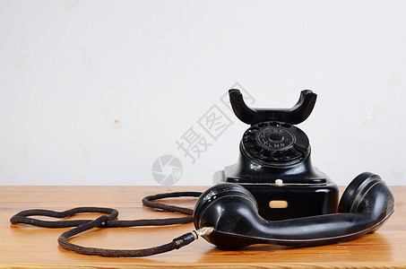 古董电话木头电讯乡愁桌子风格黑色耳机怀旧器具听筒图片