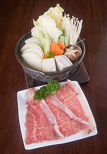 日式美食 背景的热锅面条烹饪蔬菜食物盘子饮食大豆蒸汽海鲜螃蟹图片