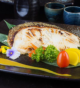 日美菜 本底炸鱼烹饪芝麻盘子美食餐厅午餐白色食物沙拉海鲜图片