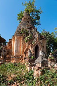 缅甸古老佛教寺庙的废墟镶嵌建筑学旅行精神历史文化村庄吸引力衬套纪念碑图片