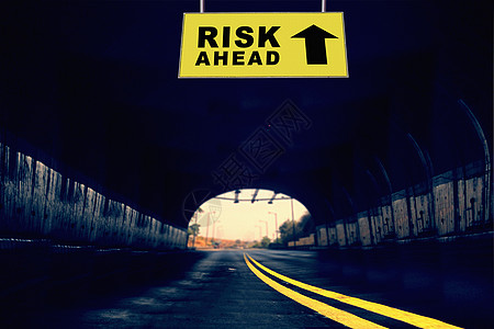 风险风险概念方向标道路箭头信息创造力符号街道思维标志注意力图片