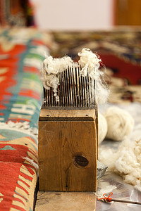 人工制地毯工人乡村宏观游客火鸡红色纤维丝绸制造业羊毛图片