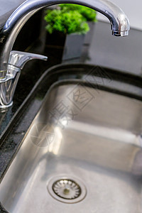 干燥的厨房水龙头 配给水烘干破坏环境衣冠行星检测饮食环境保护不锈钢合金图片