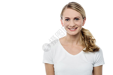 身穿白衣服的随身妇女发型女性女孩冒充女士微笑快乐图片