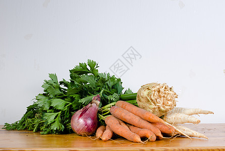 蔬菜紫色树叶桌子橙子绿色食物芹菜烹饪香菜洋葱背景图片