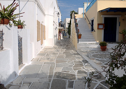 希腊帕罗斯岛的狭小巷大理石胡同图片