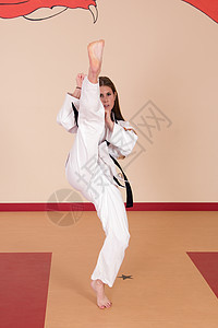 武术女女士跆拳道健康空手道健身房防御白色女孩罢工图片