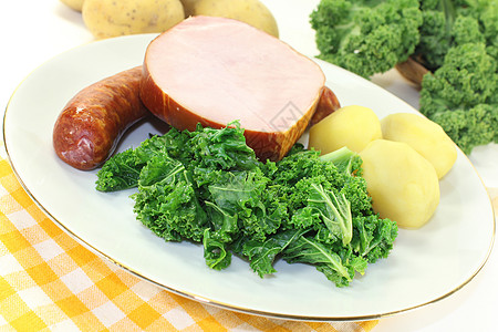 白叶食品市场用餐盘子香肠烟熏专业蔬菜小便土豆图片