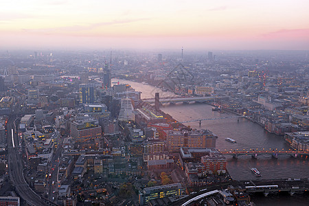日落时伦敦屋顶观景全景与城市建筑天空金融船舶旅游商业英语旅行蓝色王国首都图片