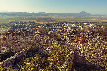 Rasnov城堡的废墟吸引力旅行旅游考古学堡垒据点建筑学地平线晴天地标图片
