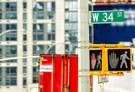 纽约曼哈顿第34街拐角的街牌图片