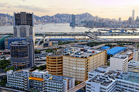 日落时九龙地标旅行码头场景摩天大楼市中心商业建筑学经济旅游图片