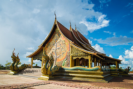 泰国寺庙游客建筑宗教地标建筑学精神天空佛教徒旅行艺术图片