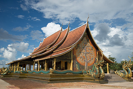 泰国寺庙游客地标建筑学金子信仰楼梯建筑宗教雕像佛教徒图片