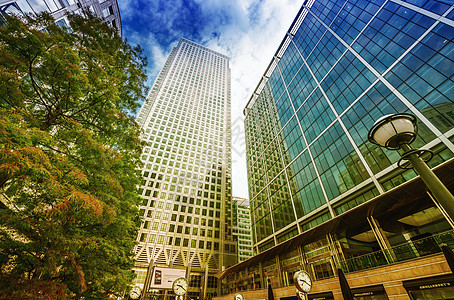 伦敦2013 年 9 月 28 日 金丝雀码头建筑物如看到 f建筑城市玻璃银行业总部街道建筑学金融办公室旅行图片