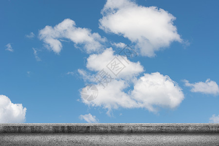 地上混凝土 有云雾的天空建造多云材料晴天地面空气天堂阳台蓝色控制板图片
