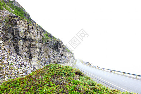 挪威北部的公路土地天气岩石渡船苔原苔藓城市山脉沥青风景图片