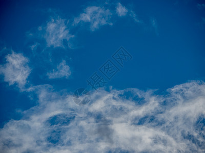 美丽的云云天空日落海景反射假期支撑蓝色场景阳光热带晴天图片