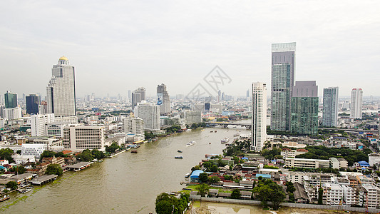 Ban的Chao Phraya河 桥和城市景色运输货物天空市中心建筑交通基础设施景观货运办公室图片