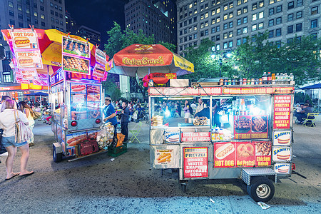 纽约城市 - 2013年6月12日 曼哈市纽约街头销售商图片