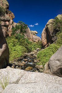 的峡谷巨石风景溪流石头山沟岩石山谷山脉图片