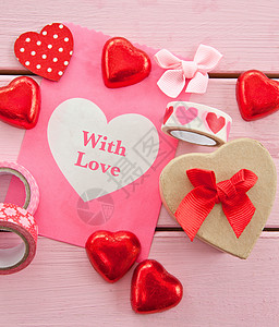 巧克力心和多彩礼品袋礼品包装红色巧克力粉色圆点生日婚礼丝带心形图片