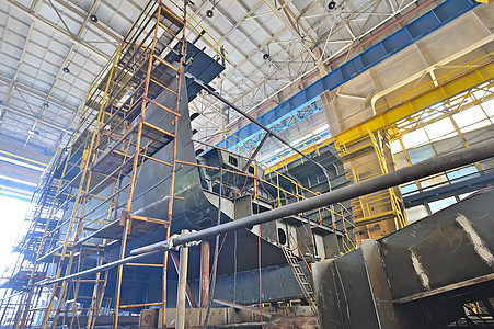 造船船坞运输制造业工程仓库海洋港口甲板金属维修图片