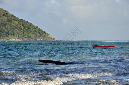 带船的哥斯达黎加岛屿图片