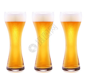 三杯啤酒酒吧酿造口渴啤酒干杯啤酒厂金子黄色宏观液体图片