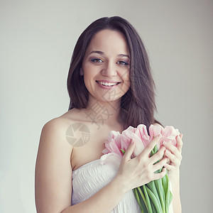 有郁金香的女人花束冒充女孩青年女性花朵粉色尺码图片