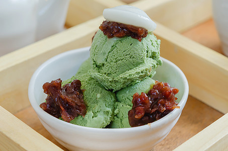 日食甜点食物红豆抹茶绿茶冰淇淋美食图片