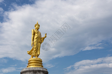 常年佛像雕像蓝色纪念碑寺庙崇拜建筑学宗教精神雕塑佛教徒文化背景图片