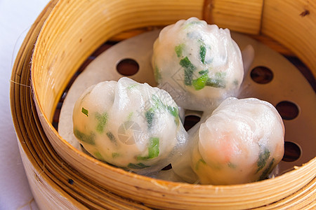 白底虾分离的中国二光蒸龙虾餐厅小吃午餐美食食物竹子菜肴篮子早餐海鲜图片