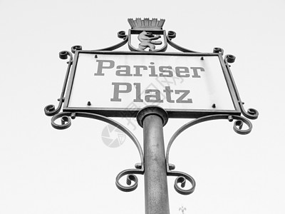 巴黎普拉兹标志广场白色体重街道黑色图片