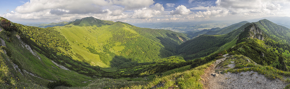 斯洛伐克首脑远足晴天水平美丽风景树木山谷全景顶峰图片