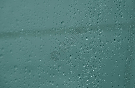 窗口的凝聚纹理浴室墙纸水滴蒸汽天气湿度雨量天空窗户图片
