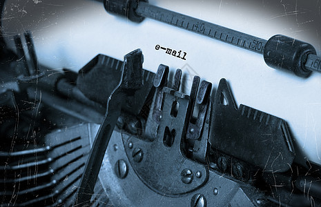 有纸张的旧打字机互联网酒吧棕褐色按钮机器电邮钥匙邮件空白文档图片