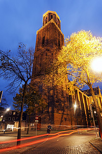 Peperbus教堂教会地标街道大教堂日落旅行建筑学建筑市中心天空图片