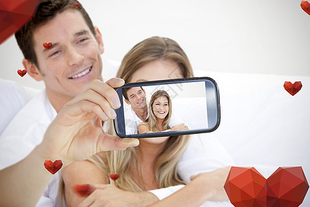 情人情侣的复合图像成人女性展示电话技术恋人自拍女士关爱动画图片