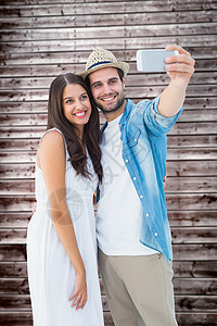 快乐的时装情侣拍自拍的复合图像潮人服装绘图男性女士衬衫计算机长发照片木板图片