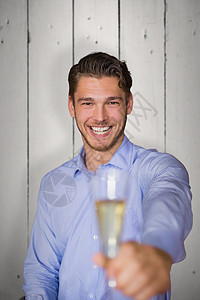 人类提供香槟的复合形象酒精玻璃气泡男人夜生活长笛裙子服务套装酒吧图片