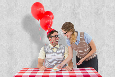 怪怪的时装夫妇庆祝生日的复合形象气球情怀情人庆典感情乐趣眼镜夫妻男人衬衫图片